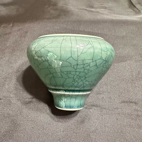 Vintage Andrew MacCorkindale Elegant Teal Crackle Glaze Ceramic Vase Small - Picture 4 of 10
